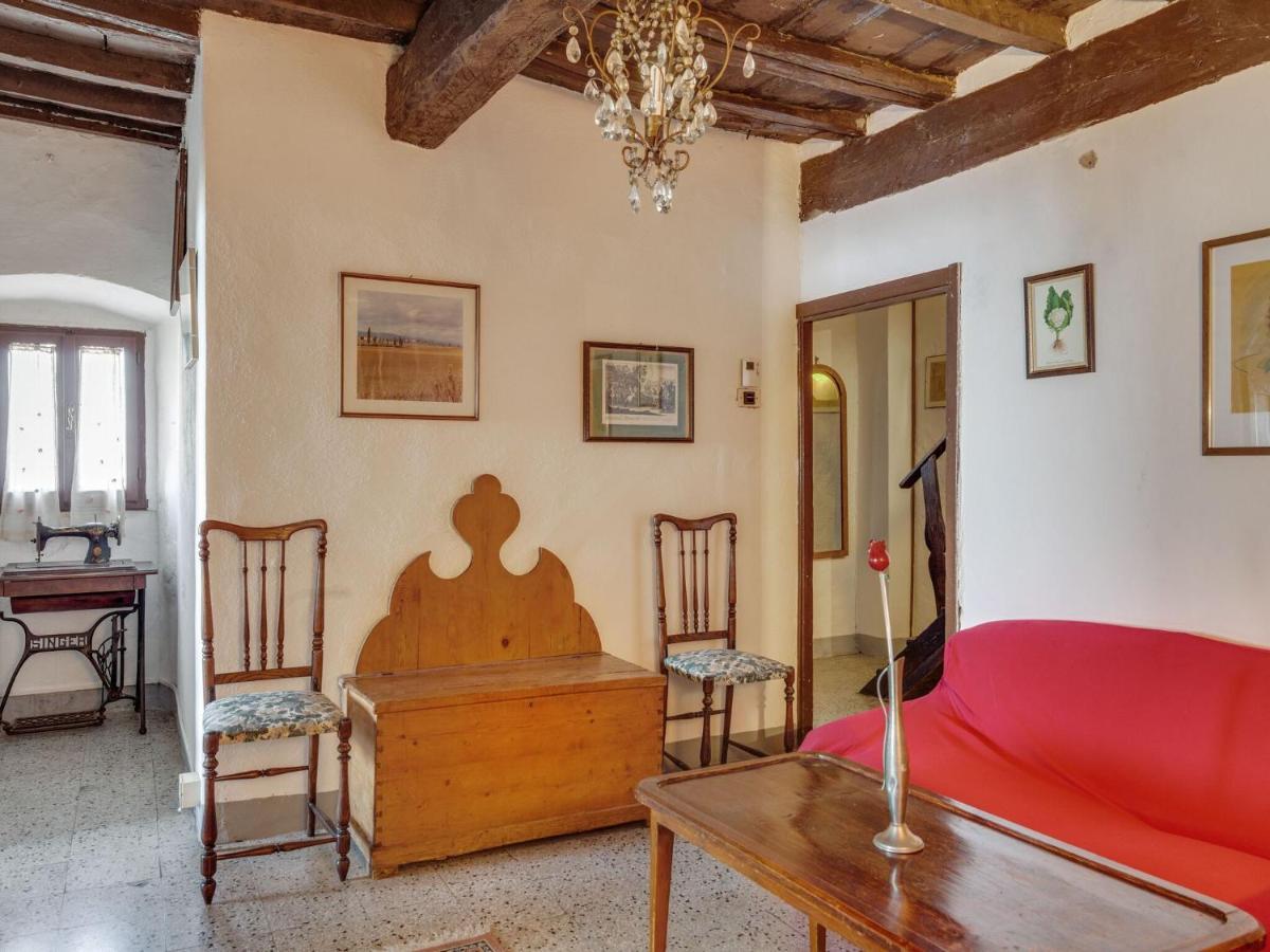Belvilla By Oyo Flat In Farmhouse With Pool Pian di Scò Eksteriør bilde